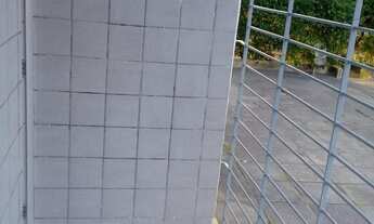 Imagem 2: Apartamento à Venda em Pau Amarelo