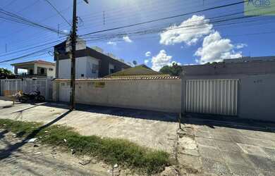 Imagem: Casa à Venda em Bairro Novo