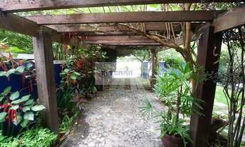 Imagem 2: Casa à Venda em Pendotiba