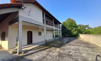 Imagem: Casa à Venda em Santa Bárbara