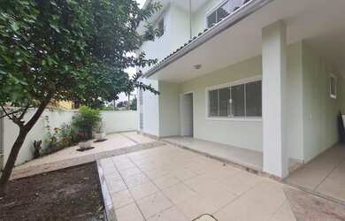 Imagem 3: Belíssima casa de 3 quartos com suíte em Maria Paula!