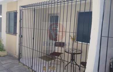 Imagem 7: Casa com 2 dormitórios à venda, 58 m² por R$ 110.000