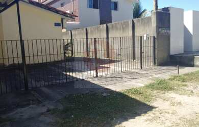 Imagem 3: Casa com 2 dormitórios à venda, 58 m² por R$ 110.000