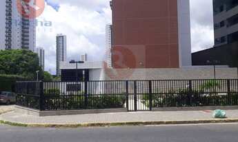 Imagem 2: Apartamento com 2 dormitórios à venda, 52 m² por R$ 330.000 - Torre - Recife/PE