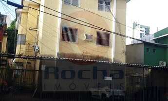 Imagem 1: 3 Quartos + dependência completa podendo ser reversível. NO ESPINHEIRO