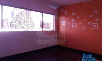 Imagem 5: 3 Quartos + dependência completa podendo ser reversível. NO ESPINHEIRO