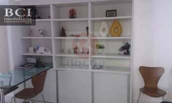 Imagem 7: Excelente sala em Espaço 765 para vender com moveis fixos