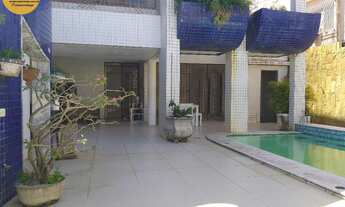 Imagem: Casa Duplex com Piscina em Piedade