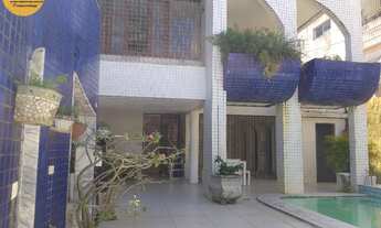 Imagem 2: Casa Duplex com Piscina em Piedade