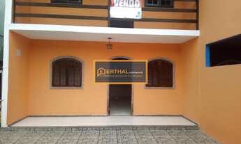 Imagem 2: EXCELENTE CASA COM TRÊS QUARTOS NO COELHO