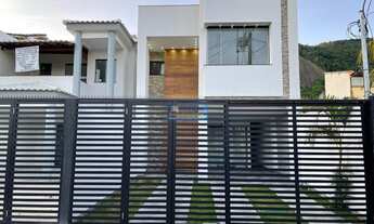 Imagem 4: LINDA CASA DE LUXO 3 QUARTOS (1 SUITE) ÁREA DE LAZER COM CHURRASQUEIRA E FORNO A LENHA