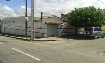 Imagem 1: Casa à Venda em Lagoa Nova