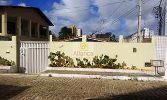 Imagem: Casa à Venda em Lagoa Nova