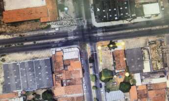 Imagem: Terreno/Loteamento à Venda em Dix-Sept