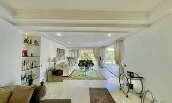 Imagem 5: Imperdível casa de alto padrão em condomínio no Recanto Impla, Carapicuíba-SP: 4 quartos