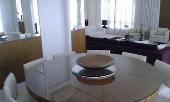 Imagem 3: Casa alto padrão, em condomínio com clube. Próximo a Granja Viana. Agende sua visita