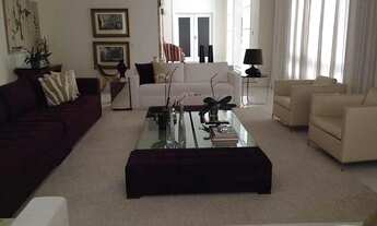 Imagem 4: Casa alto padrão, em condomínio com clube. Próximo a Granja Viana. Agende sua visita