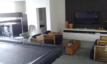 Imagem 6: Casa alto padrão, em condomínio com clube. Próximo a Granja Viana. Agende sua visita