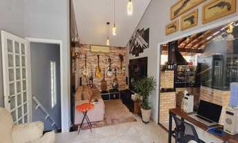 Imagem 2: BELA casa em condomínio com LINDA VISTA privativa para a natureza, acesso pelo KM 26 da Ro