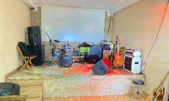 Imagem 2: Ótimo sobrado semi-germinado, NOVO Living para vários ambientes com excelente acabamento