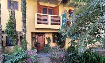 Imagem 4: Imóvel de alto padrão em condomínio fechado: 4 quartos, 1 suíte, 3 salas, 4 banheiros, 4 v