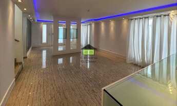 Imagem 5: Casa em Condomínio de Luxo em Cotia-SP, São Paulo II: 4 Quartos, 4 Suítes, 3 Salas, 5 Banh