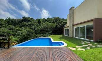 Imagem 2: Casa de Luxo em Condomínio na Granja Viana, Carapicuíba-SP: 4 Quartos, 3 Suítes, 4 Salas