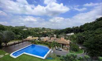 Imagem 4: Casa de Luxo em Condomínio na Granja Viana, Carapicuíba-SP: 4 Quartos, 3 Suítes, 4 Salas