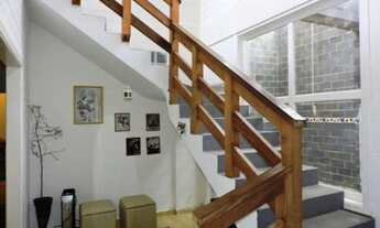 Imagem 7: Imponente casa em condomínio à venda em Embu das Artes-SP, Jardim Indaiá. 4 quartos, 1 suí