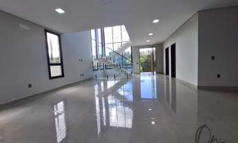 Imagem 6: Casa de Luxo em Condomínio à Venda em Jandira-SP - 3 Suítes, 3 Salas, 4 Banheiros, 4 Vagas