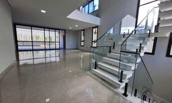 Imagem 5: Casa de Luxo em Condomínio à Venda em Jandira-SP - 3 Suítes, 3 Salas, 4 Banheiros, 4 Vagas