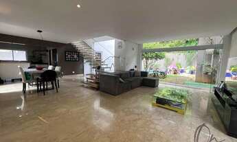 Imagem 7: Casa de alto padrão em condomínio - 3 quartos, 3 suítes, 3 salas, 4 banheiros, 4 vagas - J