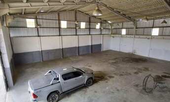 Imagem 7: Galpão Comercial à Venda em Cotia-SP, Bairro Santana: 3 Salas, 2 Banheiros, 20 Vagas de Ga