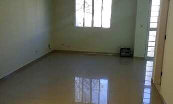 Imagem 4: Casa em condomínio Paisagem Renoir, Cotia-SP: 3 quartos, 1 suíte, 3 salas, 3 banheiros, 2