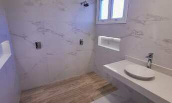 Imagem 7: Casa em condomínio de luxo em Jandira-SP, bairro Jardim do Golf I, com segurança 24h e áre