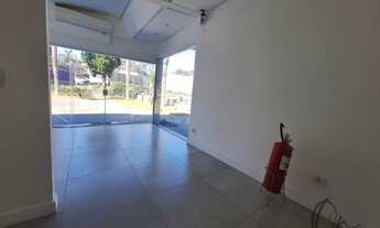 Imagem 6: Sala Comercial na Granja Viana: 4 Salas, 3 Banheiros, 4 Vagas de Garagem, 110m²