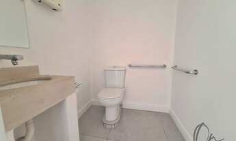 Imagem 7: Sala Comercial na Granja Viana: 4 Salas, 3 Banheiros, 4 Vagas de Garagem, 110m²