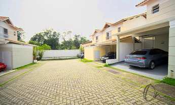 Imagem 1: Casa em Condomínio à Venda em Cotia-SP - Jardim Rebelato 3 Quartos, 1 Suíte, 3 Salas, 3 B