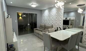 Imagem: Casa em condomínio à venda em Cotia-SP