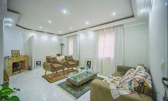 Imagem 2: Casa em Condomínio à Venda em Cotia-SP: 3 Quartos, 1 Suíte, 2 Salas, 2 Banheiros, 2 Vagas