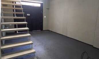 Imagem: Casa de Esquina com Terraço e Salão Comercial