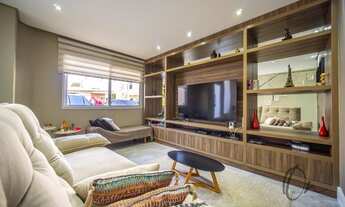 Imagem 3: Imperdível oportunidade de compra: Casa em Condomínio de Alto Padrão em Cotia-SP, Jardim R