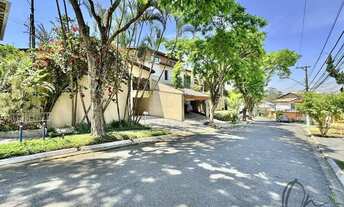 Imagem 3: Casa de luxo em condomínio no São Paulo II em Cotia-SP: 4 quartos, 1 suíte, 3 salas, 4 ban