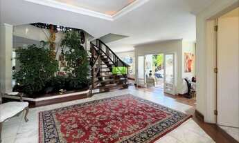 Imagem 6: Casa de Luxo em Condomínio à Venda em Carapicuíba-SP, 4 Quartos, 4 Suítes, 3 Salas, 7 Banh