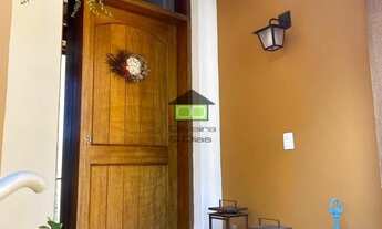 Imagem 3: Linda casa em estilo rústico localizada em fim de rua em excelente condomínio cercado de m