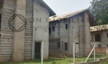 Imagem: Casa em Condomínio à Venda em Cotia-SP
