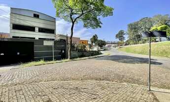 Imagem 3: Armazém Comercial de 585m² para Venda ou Locação em São Paulo-SP, no Bairro Jardim Bonfigl