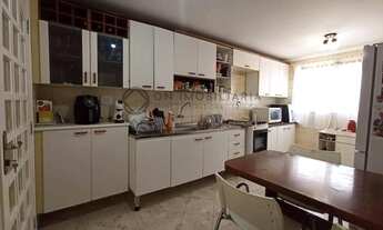 Imagem 3: Imperdível casa em condomínio à venda em Cotia-SP, bairro São Paulo II! 3 quartos, 1 suíte