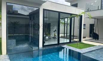 Imagem 5: Casa em Condomínio de Luxo com 4 Suítes e 700m² de Área em Cotia-SP, Bairro São Paulo II