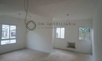 Imagem 4: Venda de Casa em Condomínio de Luxo em Cotia-SP: 4 Quartos, 2 Suítes, 2 Salas, 3 Banheiros